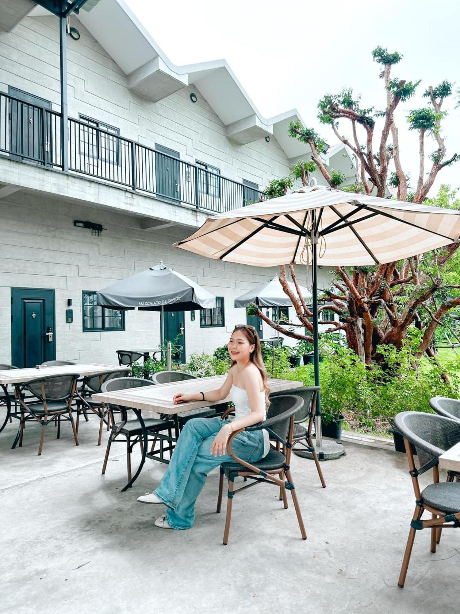Macchiato Resort Savannakhet Opposite Thai Embassy Eksteriør bilde
