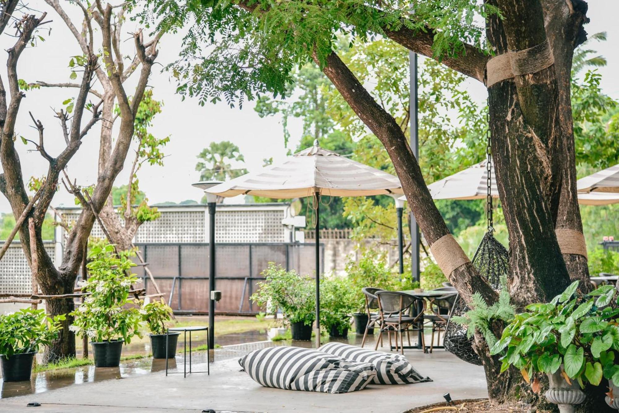 Macchiato Resort Savannakhet Opposite Thai Embassy Eksteriør bilde